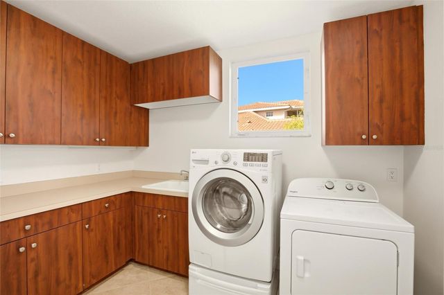 8417 LONE EAGLE WAY, Sarasota, FL 34241