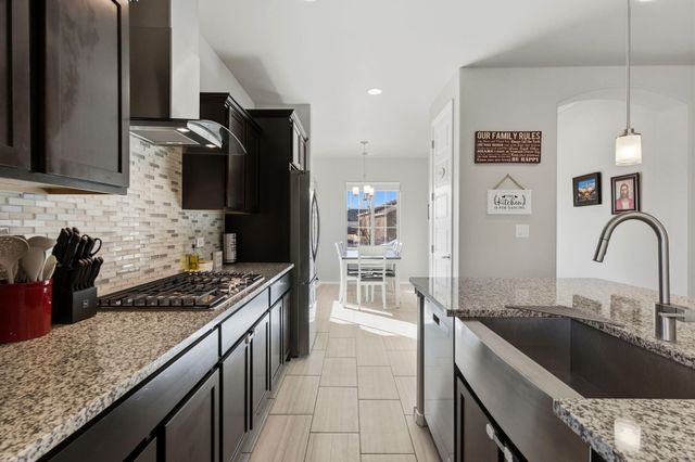 2380 Dover Drive NE, Rio Rancho, NM 87144