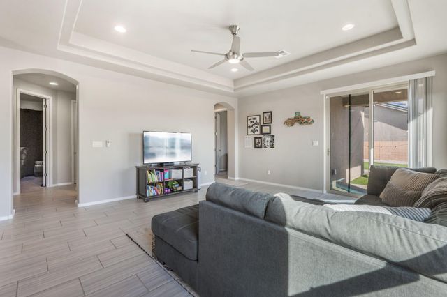 2380 Dover Drive NE, Rio Rancho, NM 87144