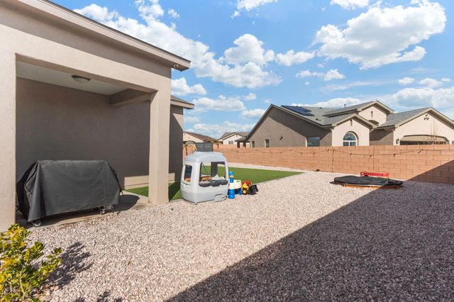 2380 Dover Drive NE, Rio Rancho, NM 87144