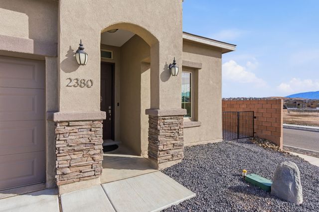 2380 Dover Drive NE, Rio Rancho, NM 87144
