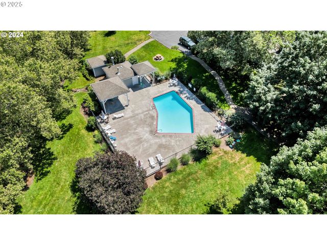 8524 Sw MOHAWK St, Tualatin, OR 97062