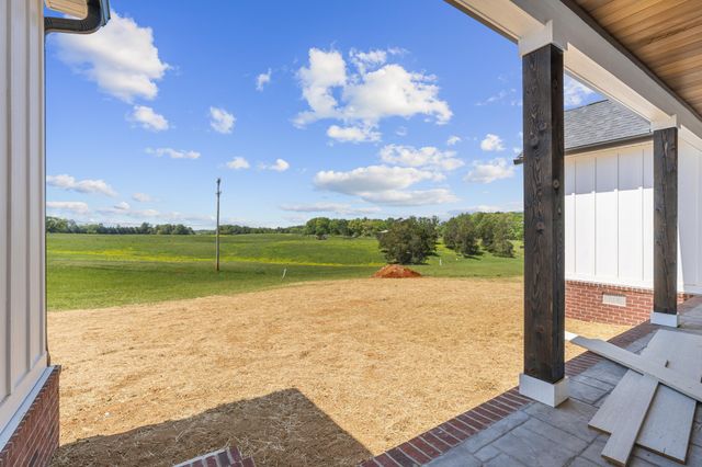 2945 Cane Creek Rd, Cookeville, TN 38506