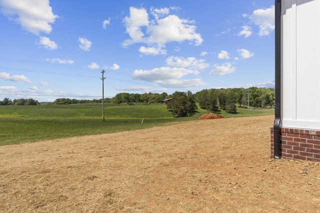 2945 Cane Creek Rd, Cookeville, TN 38506