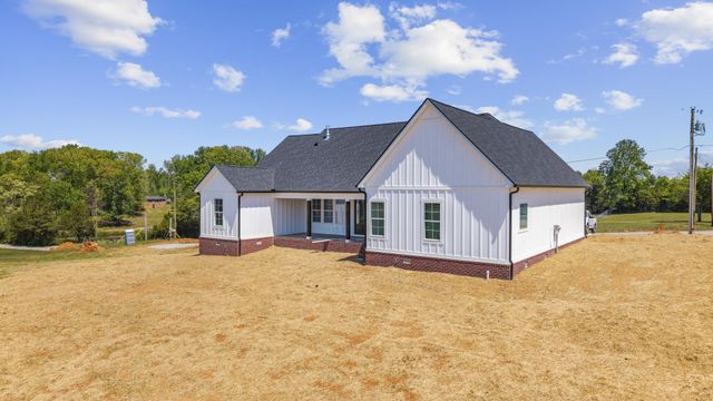 2945 Cane Creek Rd, Cookeville, TN 38506