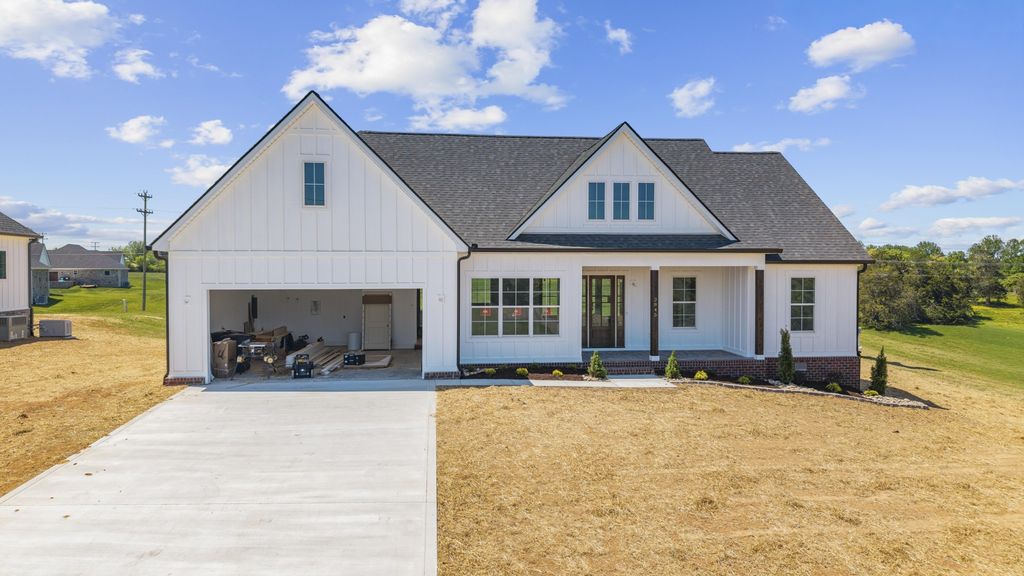 2945 Cane Creek Rd, Cookeville, TN 38506