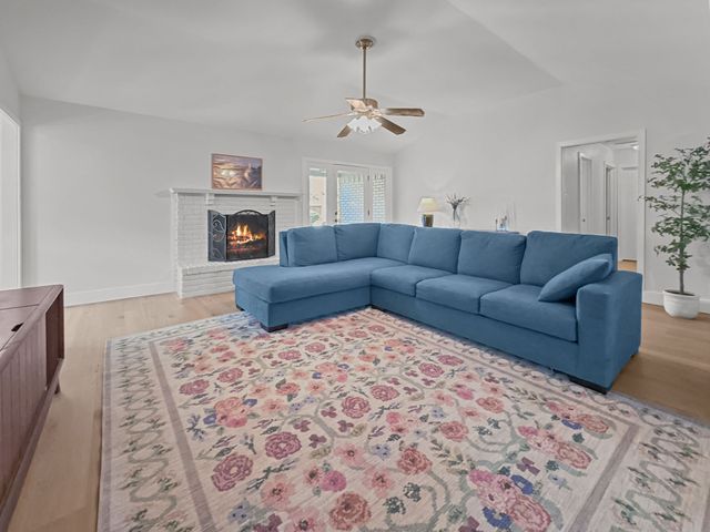 312 Meadowlark Drive, Richardson, TX 75080