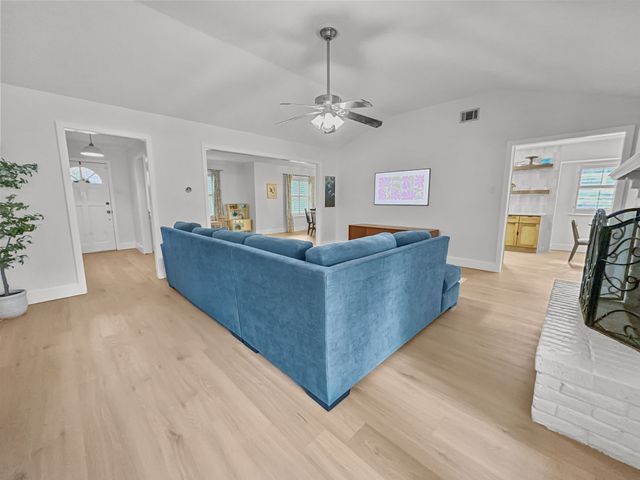 312 Meadowlark Drive, Richardson, TX 75080