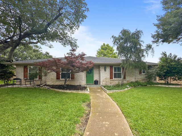 312 Meadowlark Drive, Richardson, TX 75080