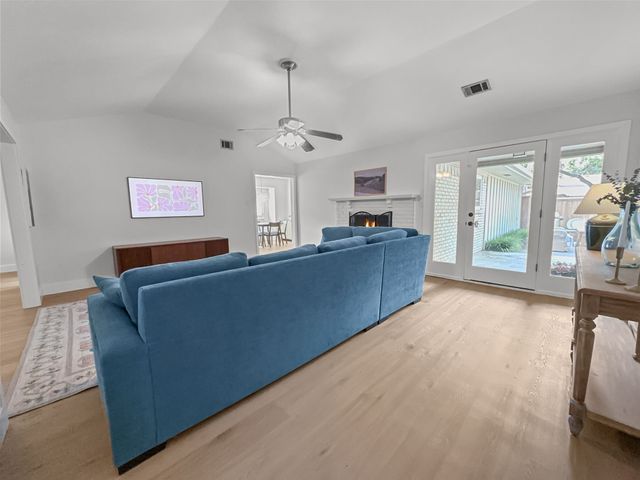 312 Meadowlark Drive, Richardson, TX 75080
