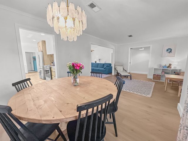 312 Meadowlark Drive, Richardson, TX 75080