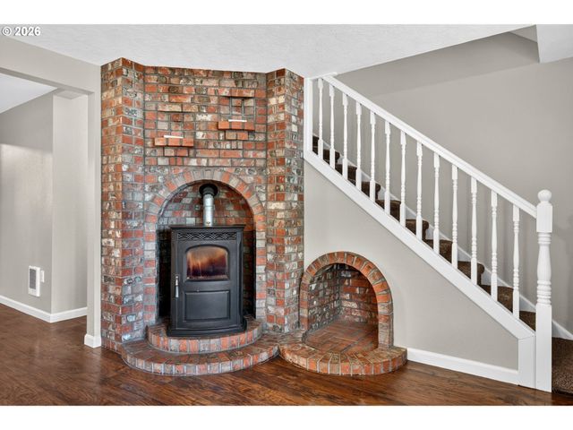 807 Se 4TH St, Battle Ground, WA 98604