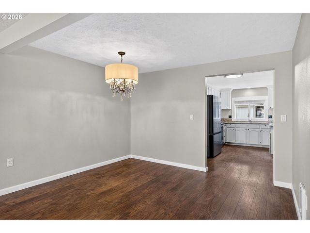 807 Se 4TH St, Battle Ground, WA 98604