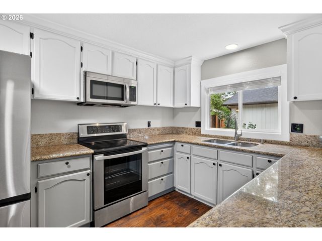 807 Se 4TH St, Battle Ground, WA 98604