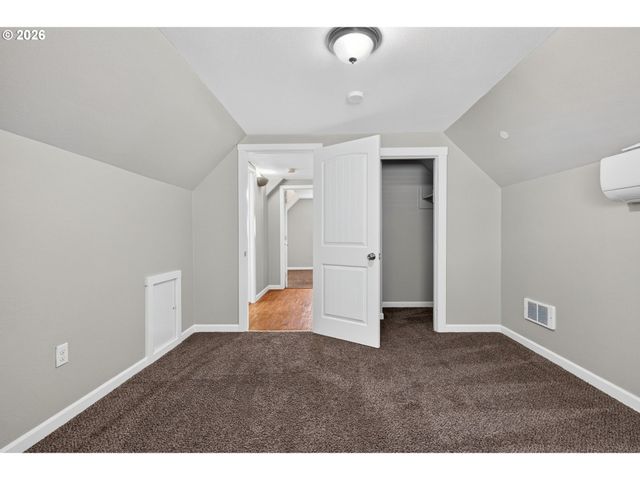 807 Se 4TH St, Battle Ground, WA 98604
