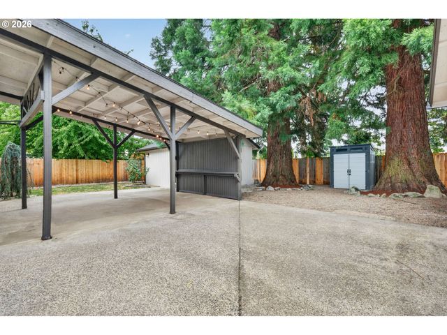 807 Se 4TH St, Battle Ground, WA 98604