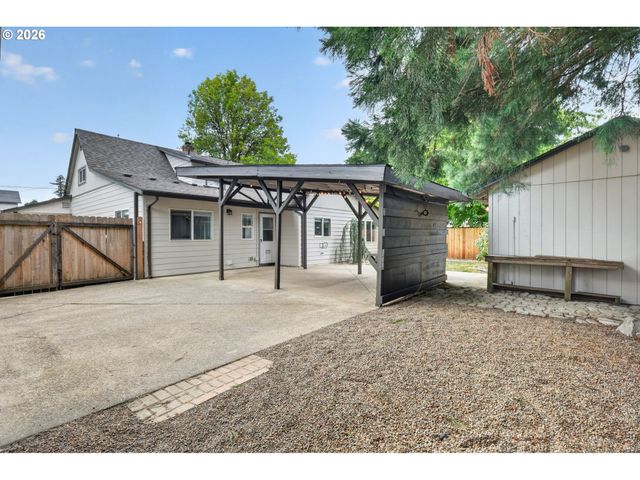 807 Se 4TH St, Battle Ground, WA 98604
