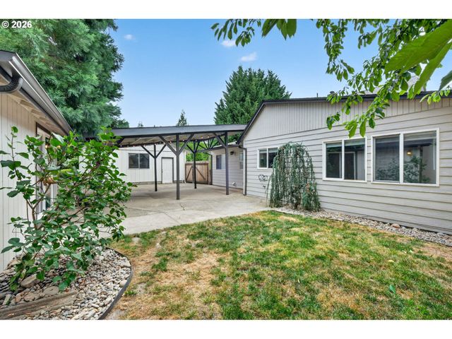 807 Se 4TH St, Battle Ground, WA 98604