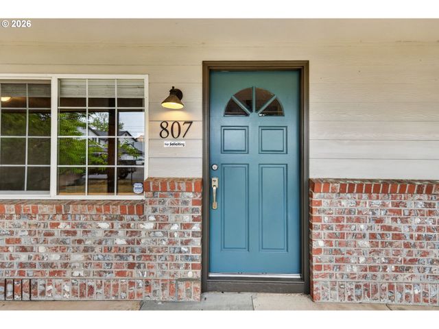 807 Se 4TH St, Battle Ground, WA 98604
