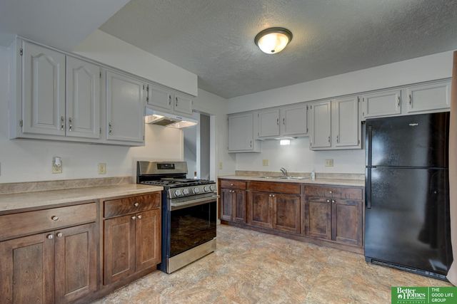 5205 N 48th Street, Omaha, NE 68104