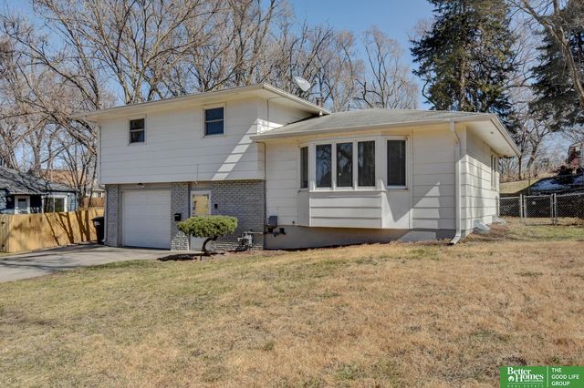 5205 N 48th Street, Omaha, NE 68104