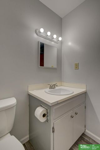 5205 N 48th Street, Omaha, NE 68104