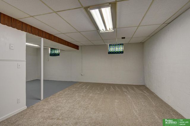 5205 N 48th Street, Omaha, NE 68104