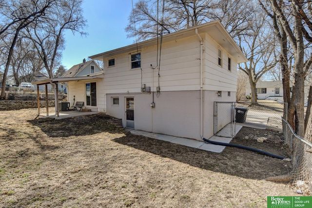 5205 N 48th Street, Omaha, NE 68104