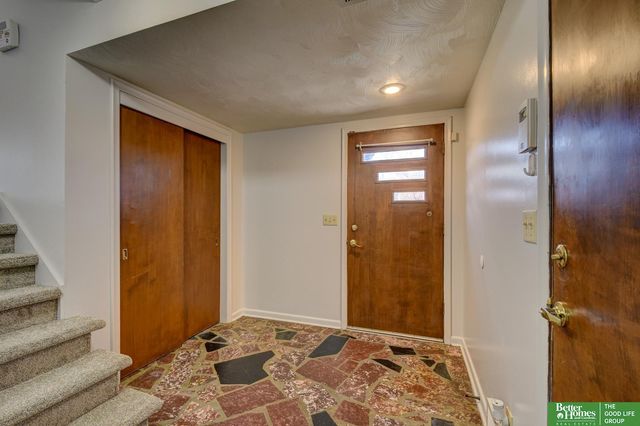 5205 N 48th Street, Omaha, NE 68104