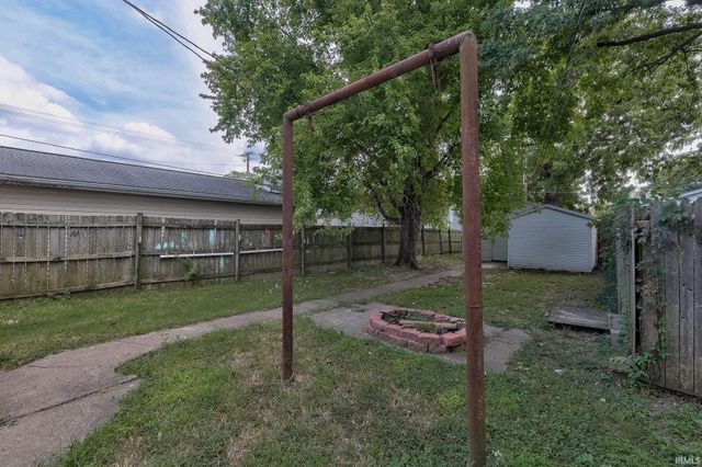 917 Mary Street, Evansville, IN 47710