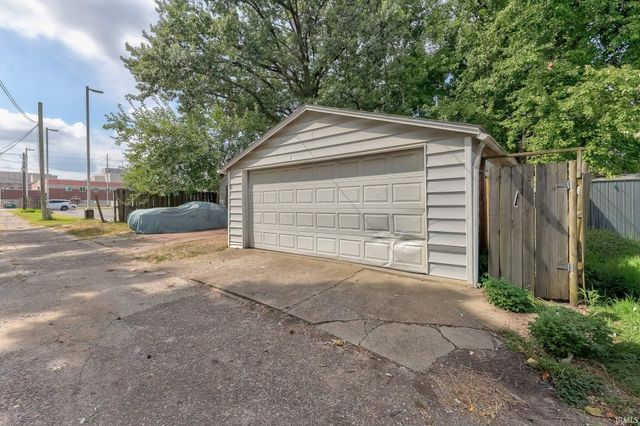917 Mary Street, Evansville, IN 47710