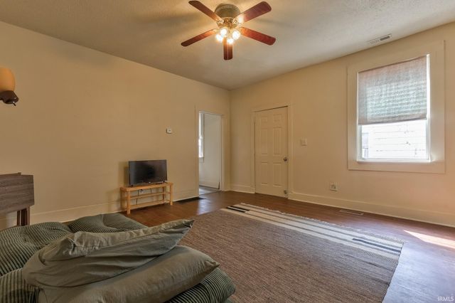 917 Mary Street, Evansville, IN 47710