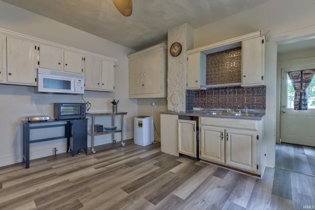 917 Mary Street, Evansville, IN 47710