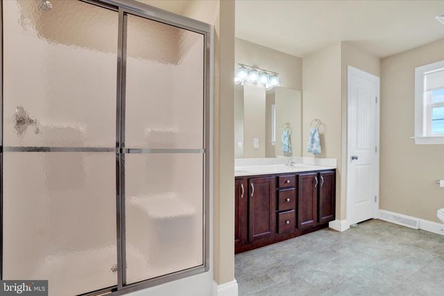 255 ANDREW DR, York, PA 17404