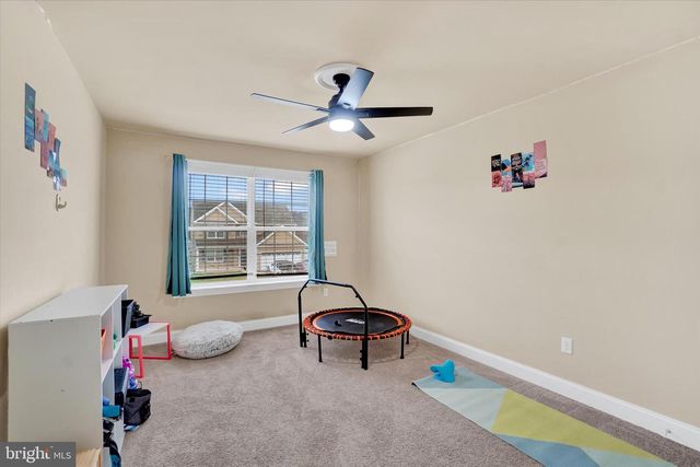 255 ANDREW DR, York, PA 17404