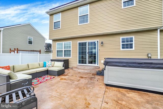 255 ANDREW DR, York, PA 17404