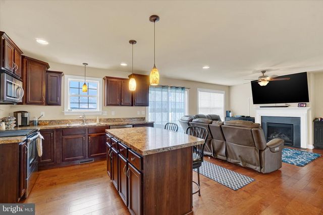 255 ANDREW DR, York, PA 17404