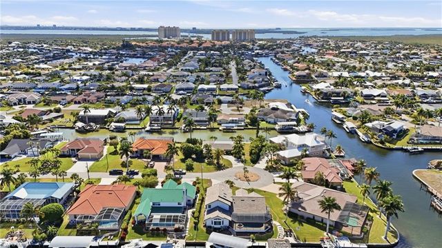 1230 SW 53rd TER, Cape Coral, FL 33914