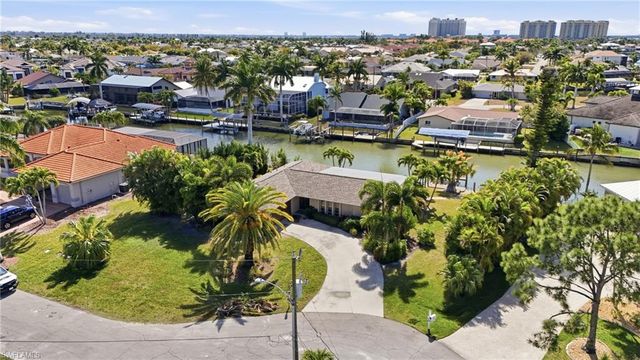 1230 SW 53rd TER, Cape Coral, FL 33914