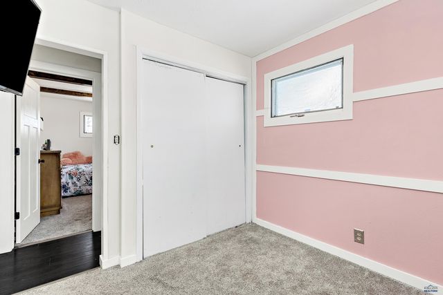 2103 MAYWOOD DR, Rapid City, SD 57701