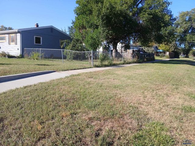 2103 MAYWOOD DR, Rapid City, SD 57701