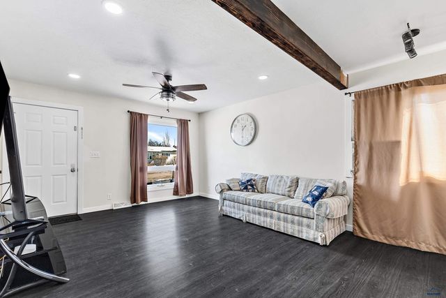 2103 MAYWOOD DR, Rapid City, SD 57701