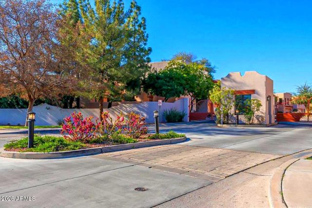 333 N PENNINGTON Drive 35, Chandler, AZ 85224