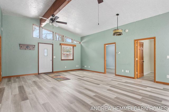 1996 W 32nd Street, Laketown Twp, MI 49423