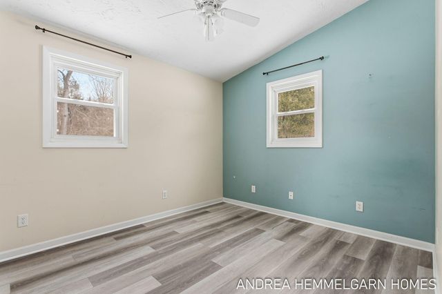 1996 W 32nd Street, Laketown Twp, MI 49423