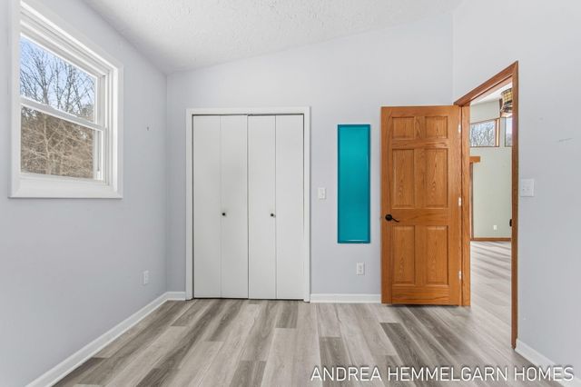 1996 W 32nd Street, Laketown Twp, MI 49423