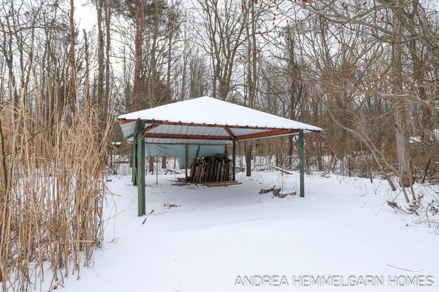 1996 W 32nd Street, Laketown Twp, MI 49423