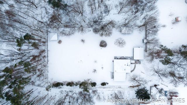 1996 W 32nd Street, Laketown Twp, MI 49423