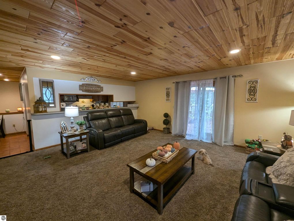 Image 22 of property listing at 5089 Golfview Drive, Au Gres, MI 48703