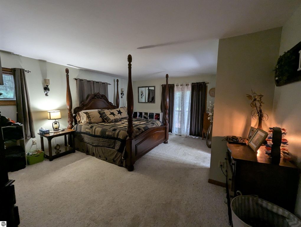 Image 28 of property listing at 5089 Golfview Drive, Au Gres, MI 48703